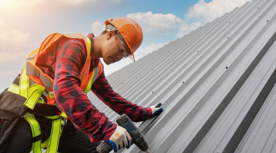 Professional metal roof installation in Mount Prospect, IL